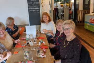 2021-12-03-Xmas-Lunch-01