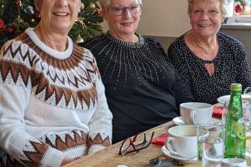 2021-12-03-Xmas-Lunch-05