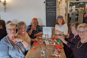 2021-12-03-Xmas-Lunch-08