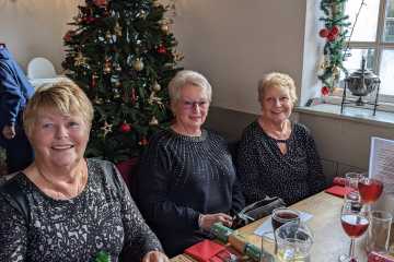 2021-12-03-Xmas-Lunch-11