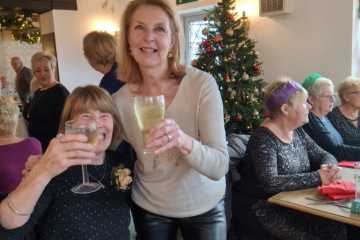 2021-12-03-Xmas-Lunch-12