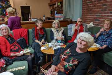 2021-12-06-Xmas-Meeting-12