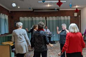 2021-12-06-Xmas-Meeting-17