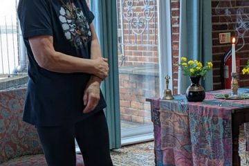 2022-01-10-Sitting-Yoga-01