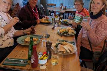 2023-11-25-Abbotsbury-Xmas-Market-01