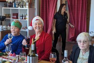 2023-12-01-Xmas-Lunch-02