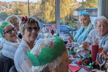 2023-12-01-Xmas-Lunch-05
