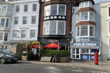 2024-10-14-Coffee-at-Caffeine-02