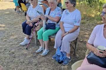2026-07-22-carey-secret-garden-15
