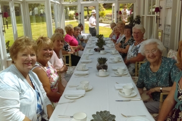 2017-07-17 Summer Lodge 01