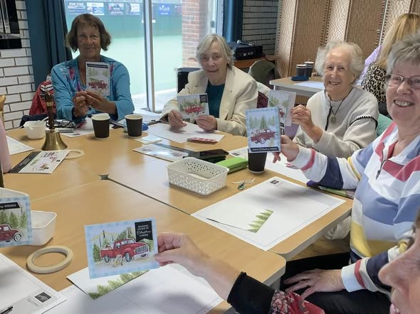 2025-11-03 Paper Craft 03 2025-11-03 Paper Craft 03